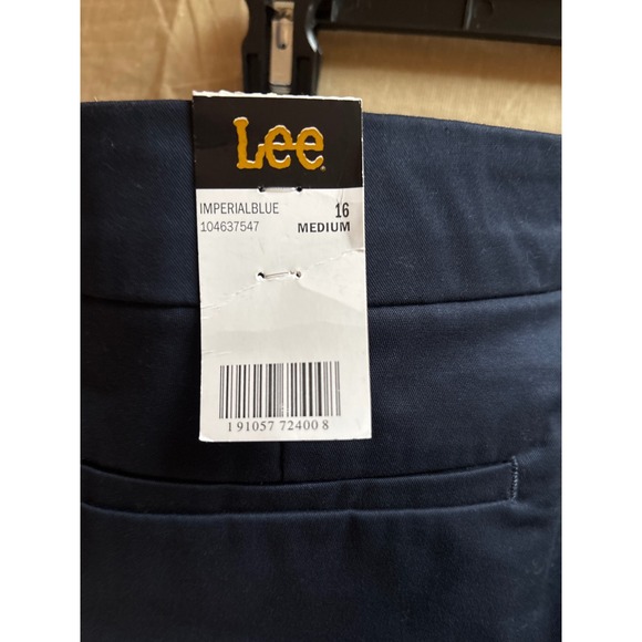 Lee Women's Straight Mid Rise Wrinkle Free Pants Navy Blue Size 16 Medium - Picture 6 of 10